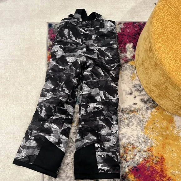 Boys Spyder ski bib Size 10